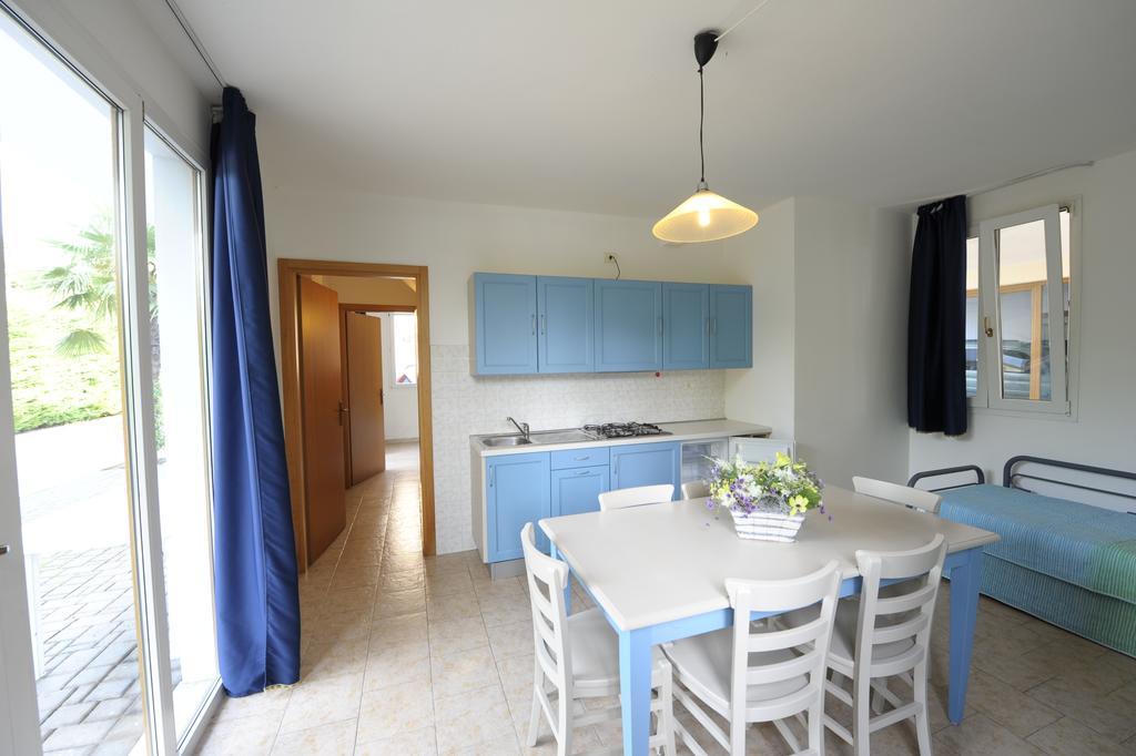 Camping Bella Italia Peschiera del Garda Room photo