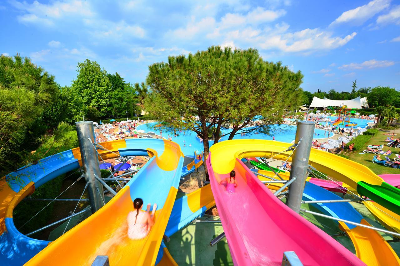 Camping Bella Italia Peschiera del Garda Exterior photo