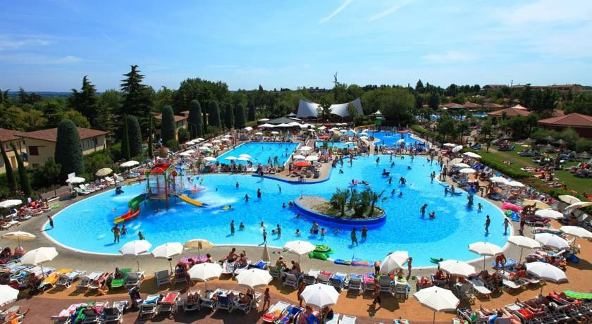 Camping Bella Italia Peschiera del Garda Exterior photo