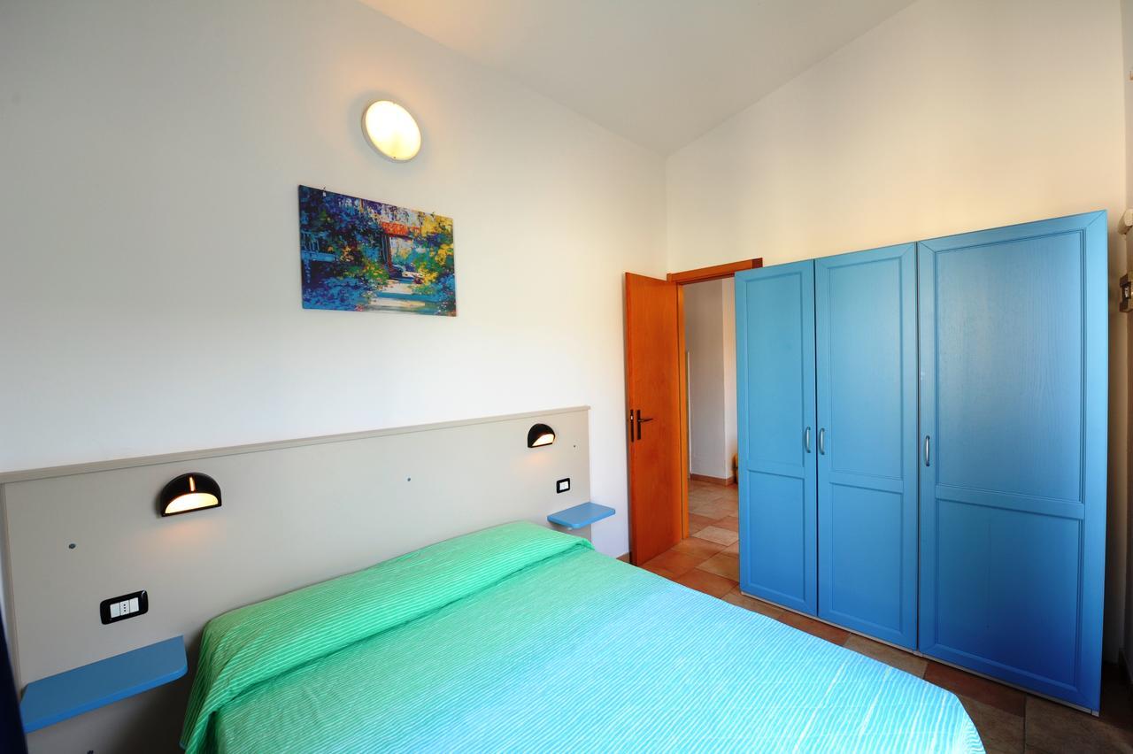 Camping Bella Italia Peschiera del Garda Exterior photo